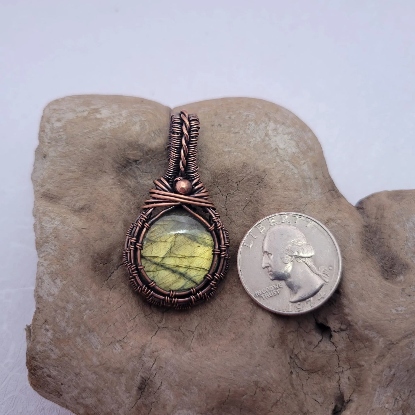Handcrafted Labradorite Copper Pendant Necklace — close-up