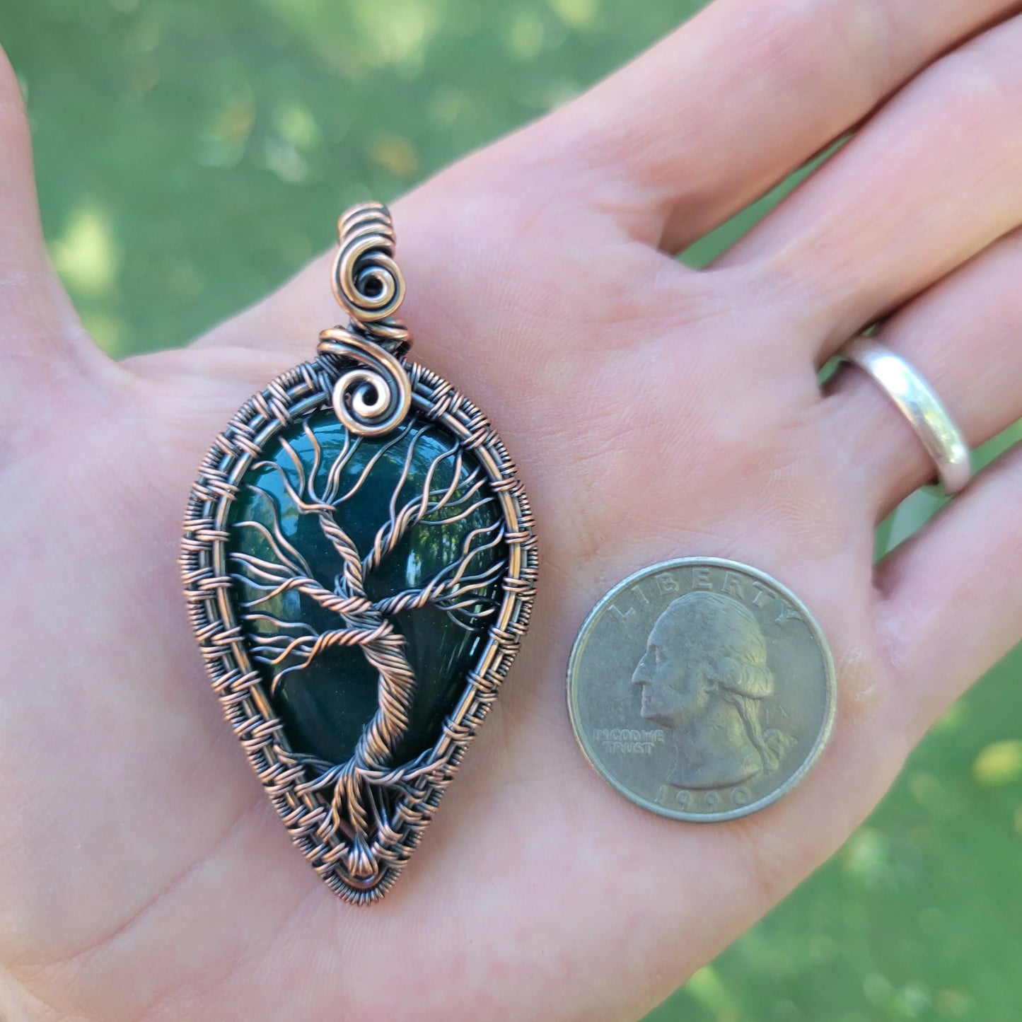 Handcrafted Green Onyx Oxidized Copper Tree of Life Pendant Necklace — product image 6