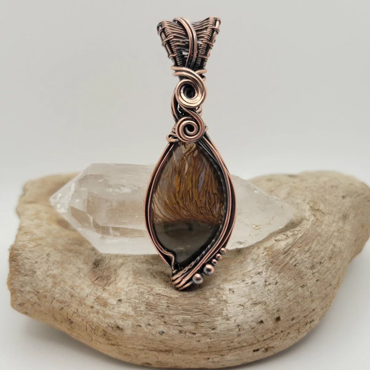 Handcrafted Priday Thunderegg Agate Copper Pendant Necklace — close-up