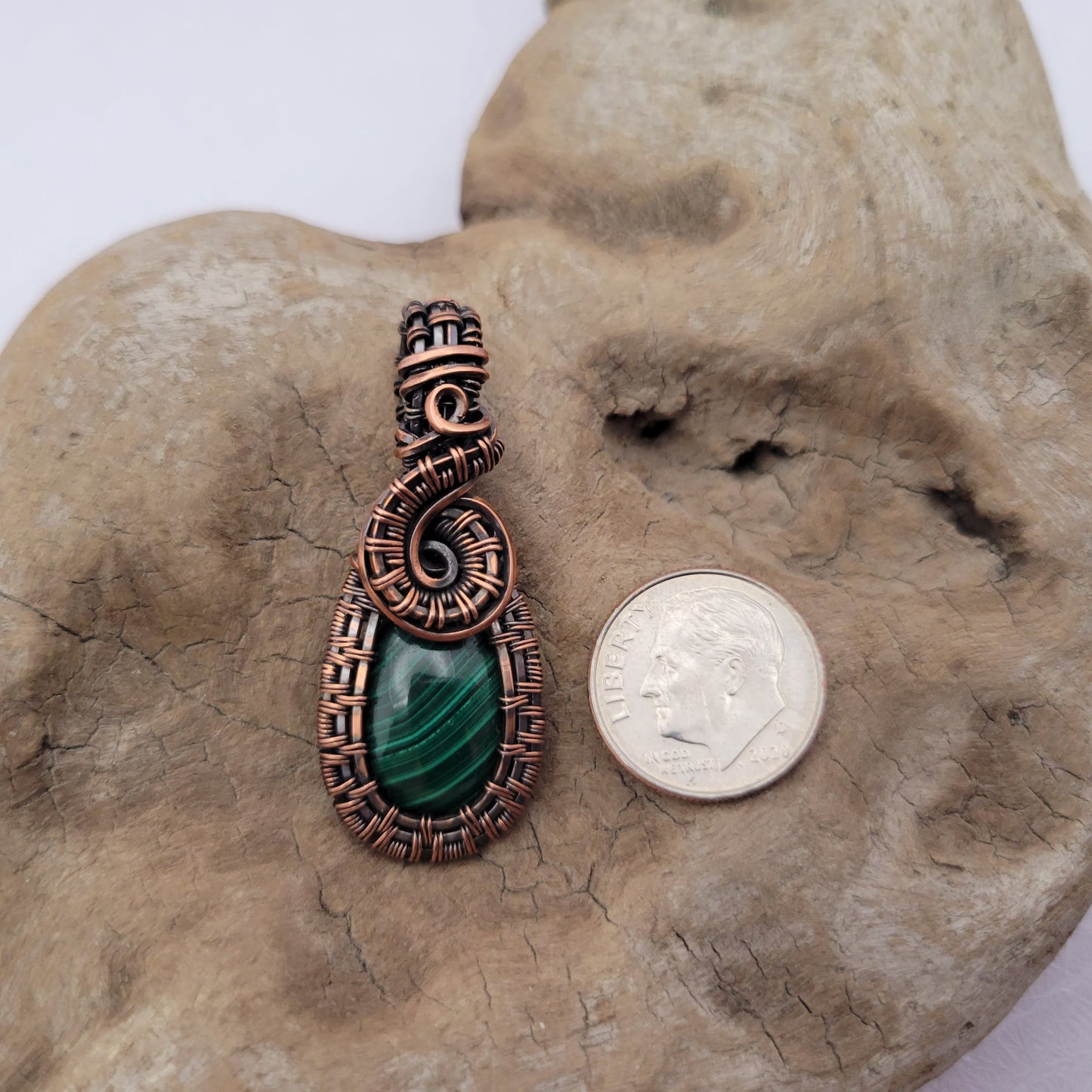 Handcrafted Malachite Copper Pendant Necklace — product image 6