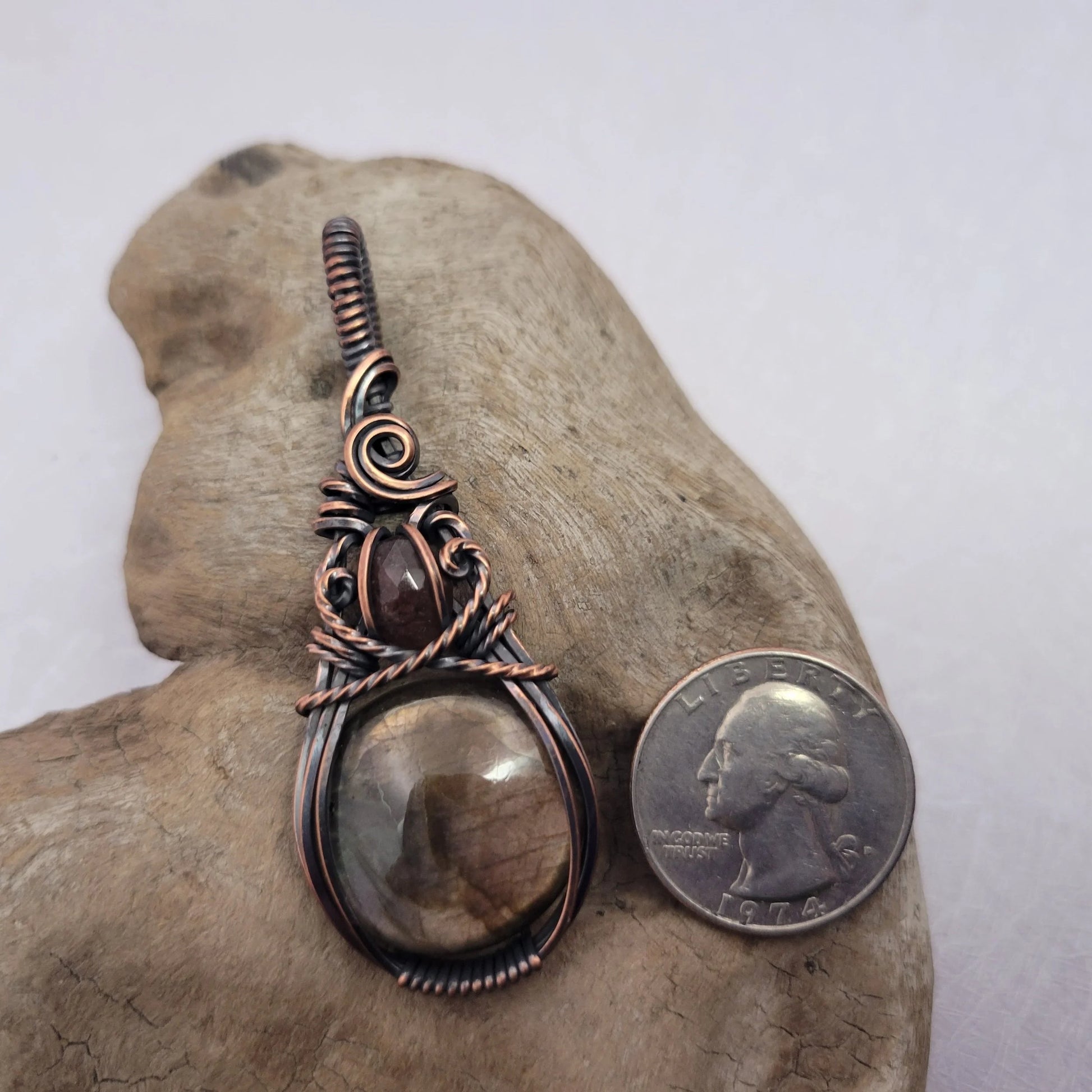 Handcrafted Labradorite and Tourmaline Copper Pendant Necklace — product image 8