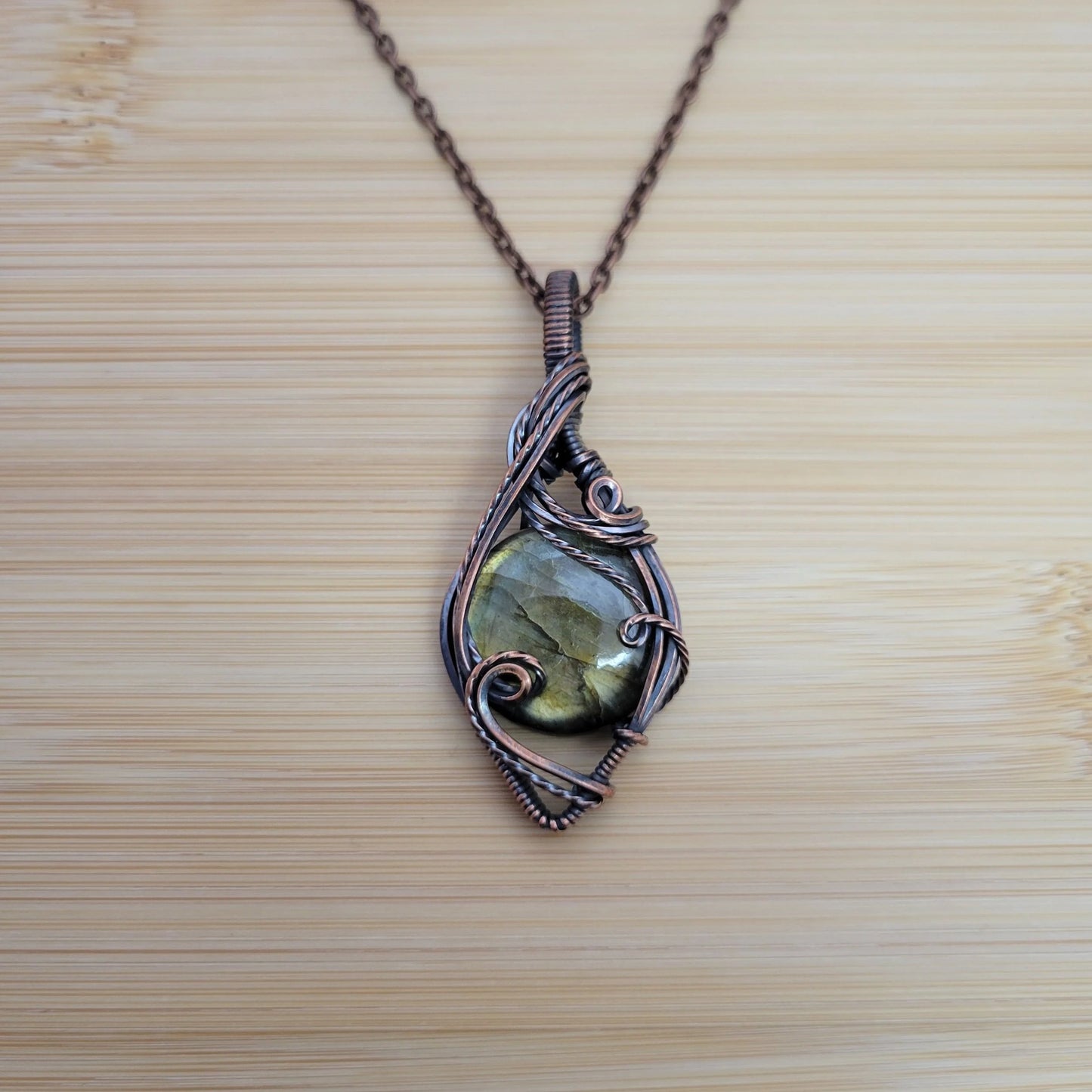 Handcrafted Labradorite Copper Pendant Necklace — detail view