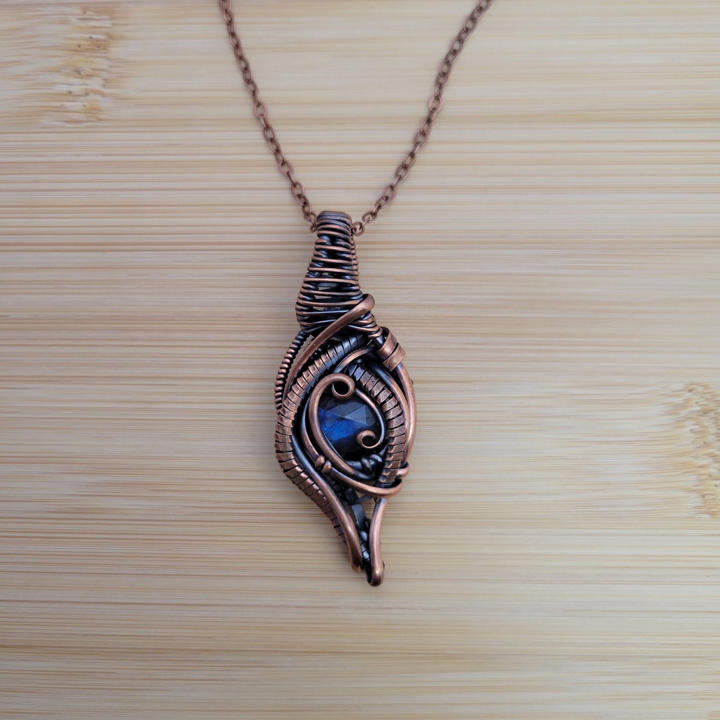 Handcrafted Labradorite Copper Pendant Necklace — product image 10