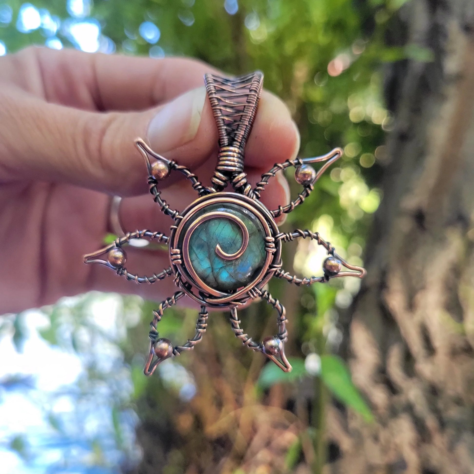 Handcrafted Labradorite Copper Flower Pendant Necklace — product image 7