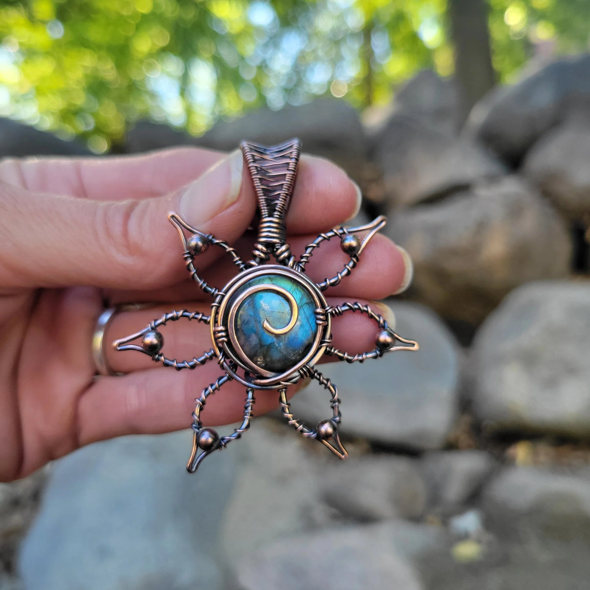 Handcrafted Labradorite Copper Flower Pendant Necklace — product image 6